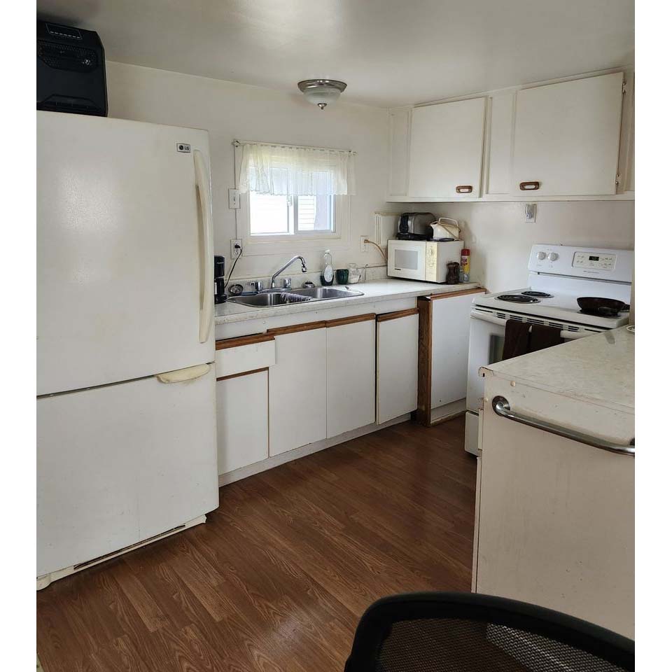 kitchen of 4121 Evergreen Terrace Silver Creek Estate